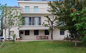 La CASA degli IPPOCASTANI