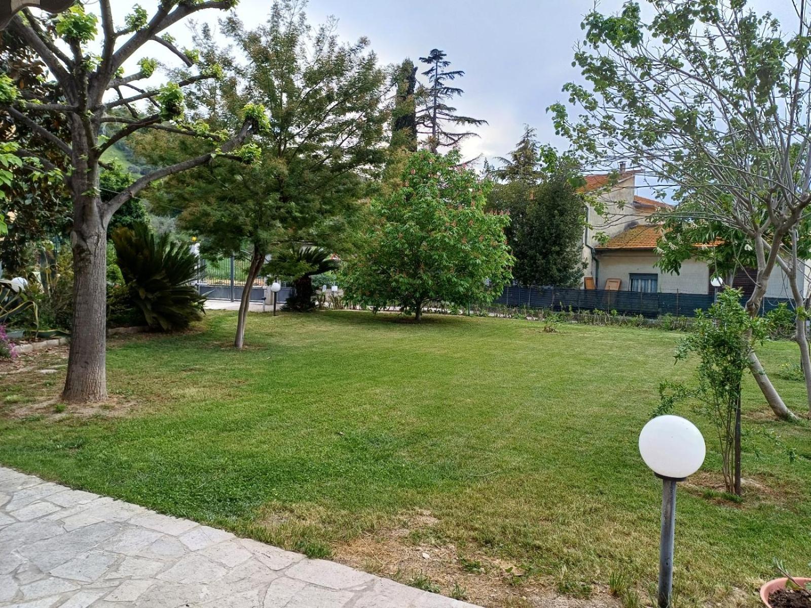 Appartamento La CASA degli IPPOCASTANI Colonnella Esterno foto